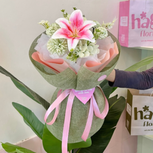 Korean Lily in Jute